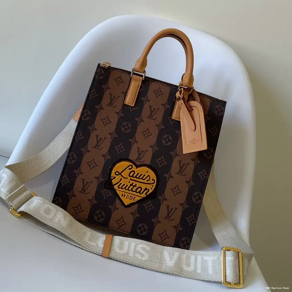 Aaa replica ru VUITTON CROSS LOUIS SAC PLAT 0605